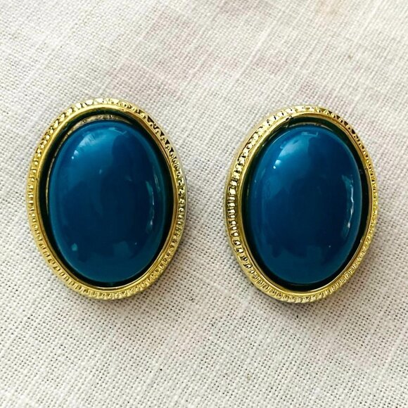 Vintage Jennifer Ashley Blue and Gold Tone Clip-On Earrings - Picture 1 of 7